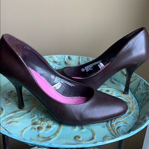 Isaac Mizrahi heels
